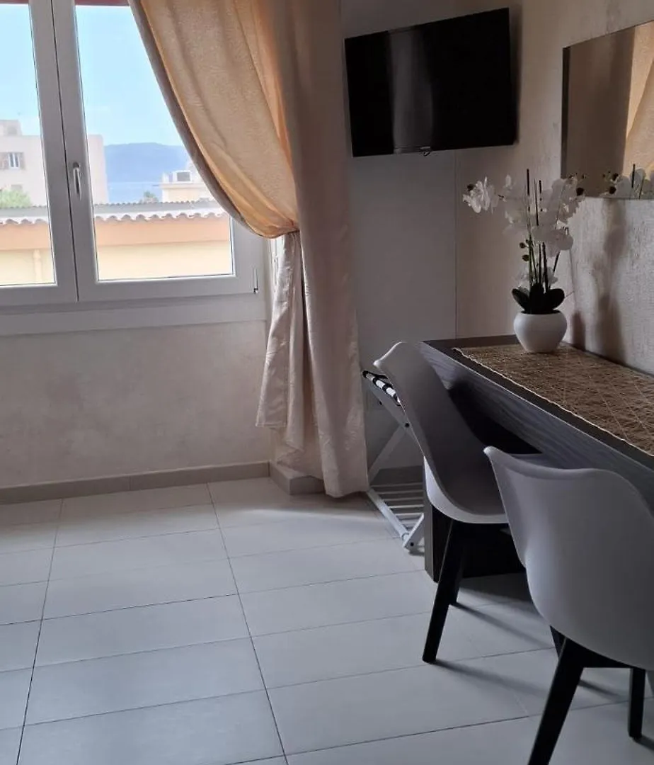** Nocleg ze śniadaniem B&B Alpolt Alghero Włochy